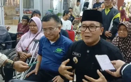 Pemerintah Kubu Raya Salurkan Sembako untuk Penyandang Disabilitas di Bulan Ramadan