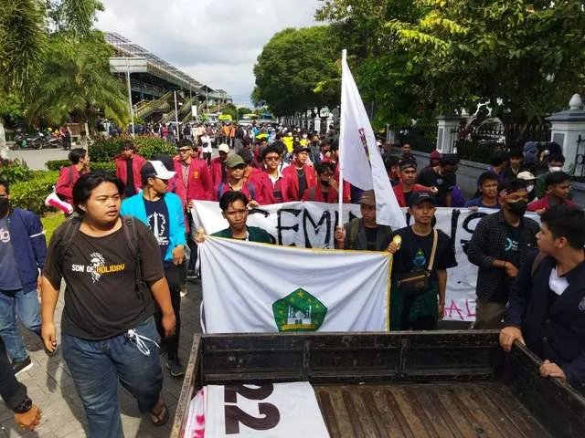 BEM Pesantren Soroti Kemiskinan Struktural Usai Tragedi Siswa NTT