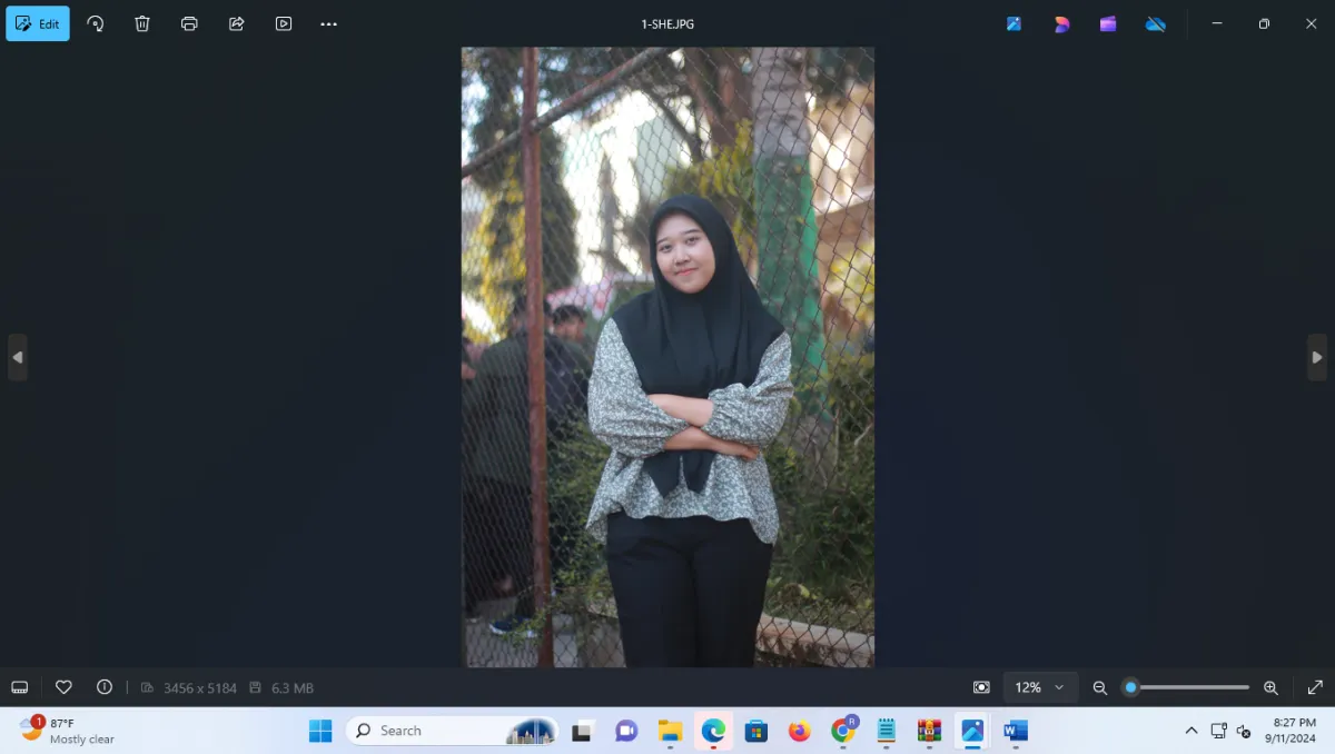 Isna Amara: Mahasiswi Jepara yang Jalin Relasi Melalui Hobi Menyanyi