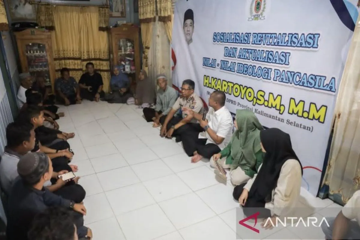Kartoyo Ajak Masyarakat Terapkan Sila Ketiga Pancasila Melalui Gotong Royong