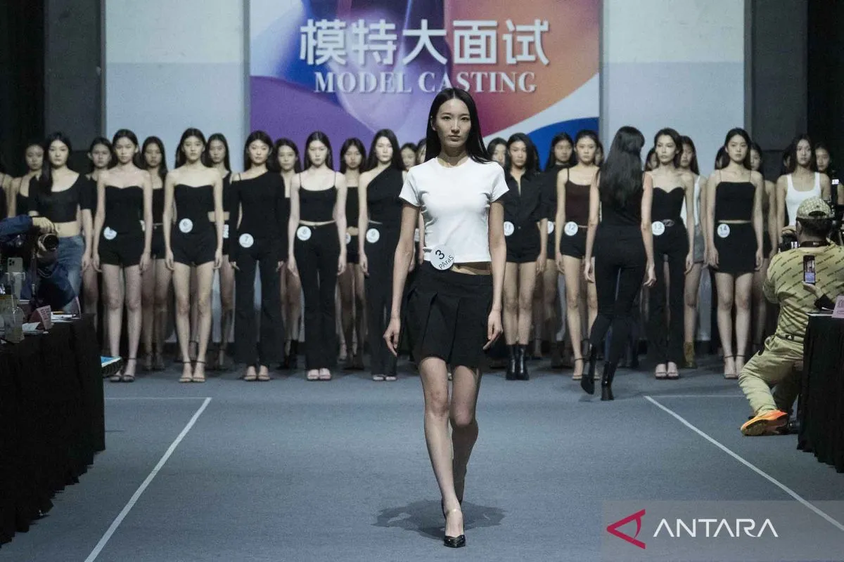 Ribuan Model Ikuti Audisi Menjelang China Fashion Week 2026