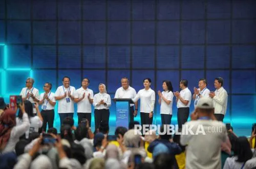 OJK Izinkan Influencer Bahas Saham dengan Aturan Ketat