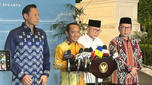 Prabowo Konsolidasikan Kekuatan Nasional Hadapi Krisis Global