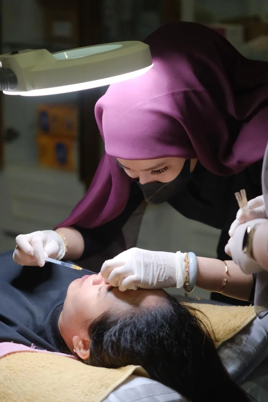 dr. Ayu Widyaningrum Raih Tiga Rekor MURI, Gabungkan Estetika dan Filantropi
