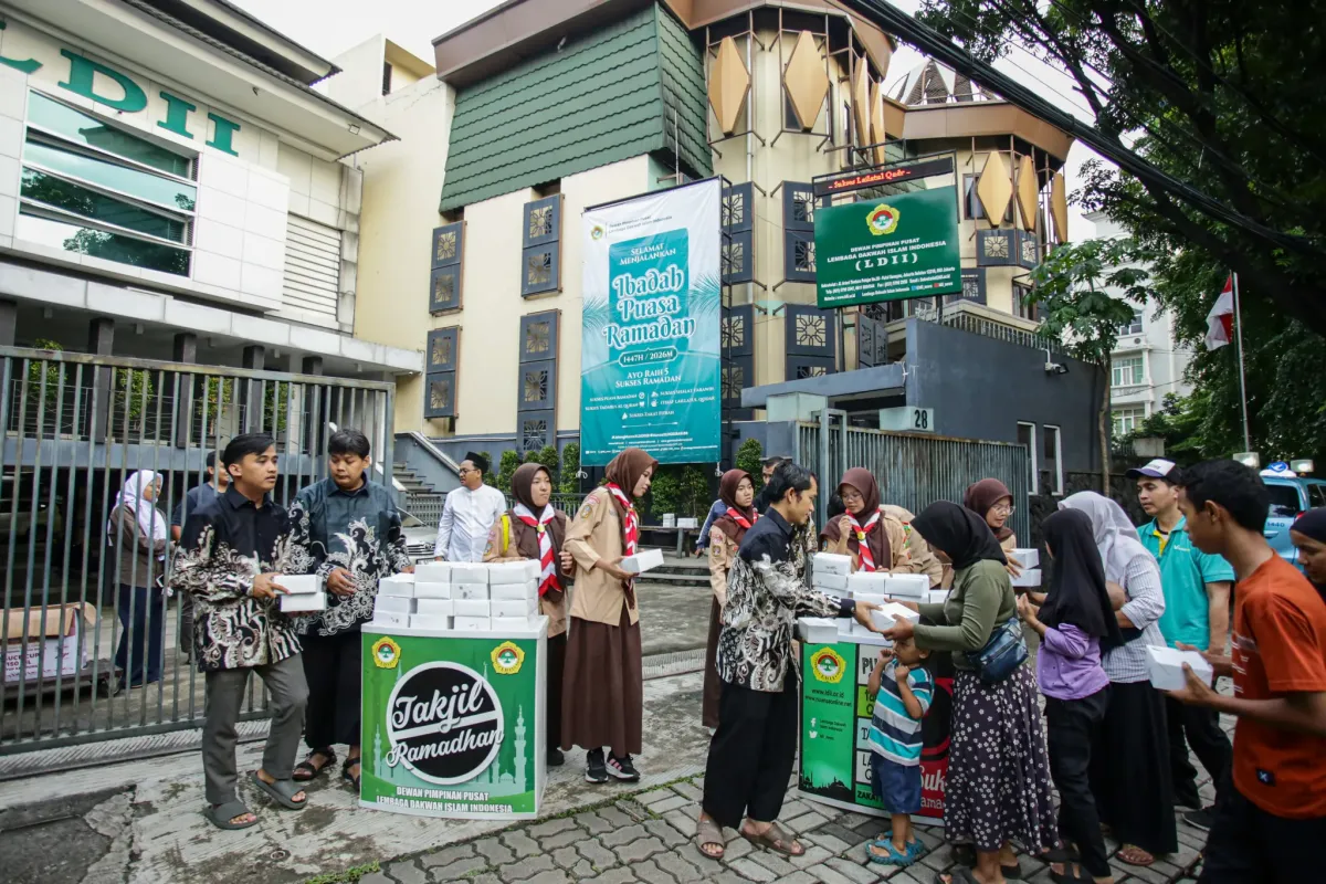 DPP LDII Gelar Pembagian Takjil untuk Tingkatkan Kepedulian Sosial di Ramadan