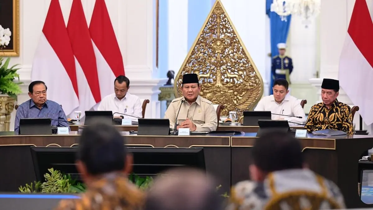 Pertemuan Prabowo, SBY, dan Jokowi Bahas Isu Global di Istana Merdeka