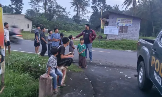 Polsek Turi Laksanakan Patroli Cegah Gangguan Kamtibmas Selama Ramadhan