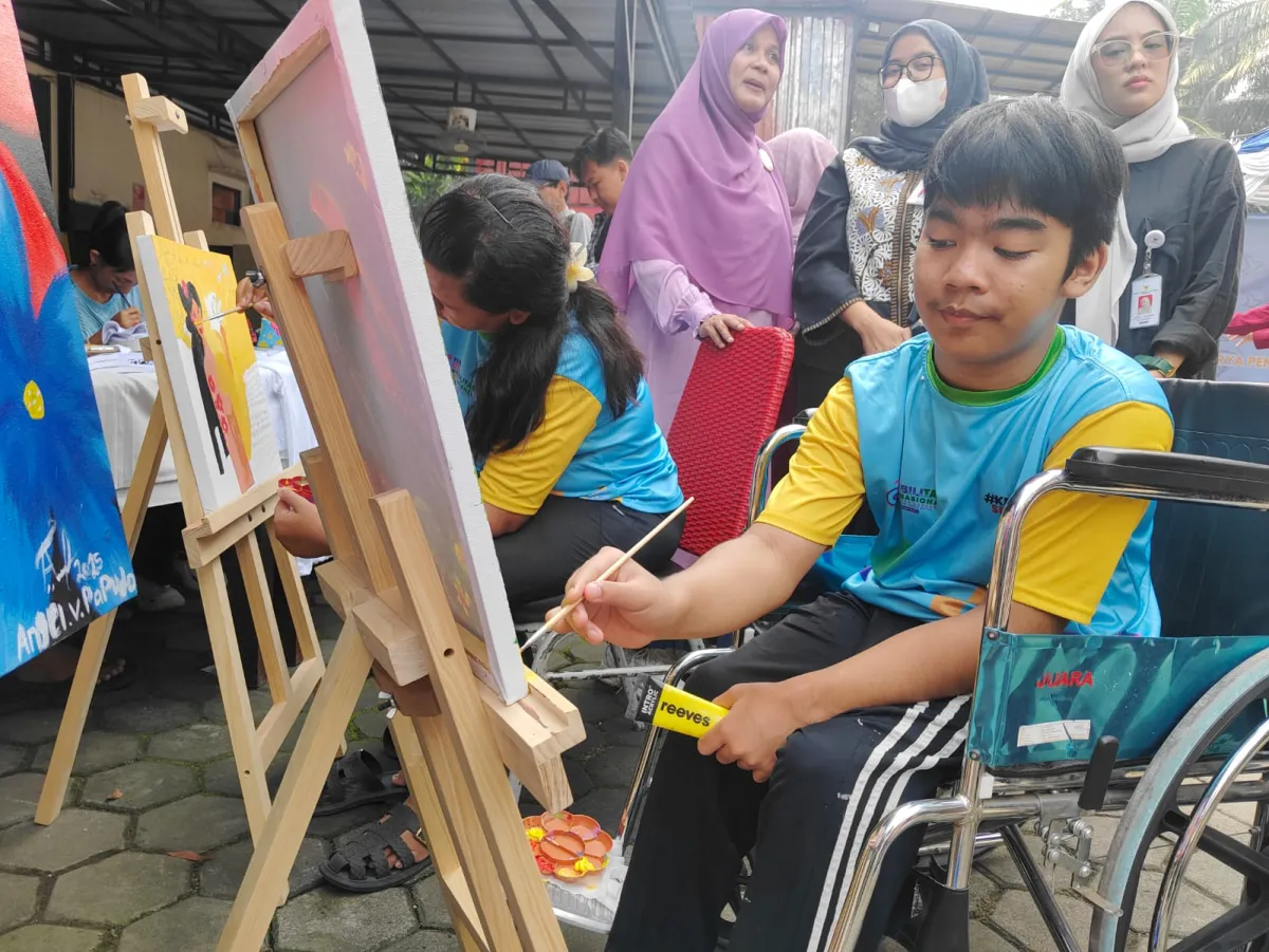 STPL Bekasi Tampilkan Karya Kreatif Penyandang Disabilitas pada Hari Pendidikan Nasional
