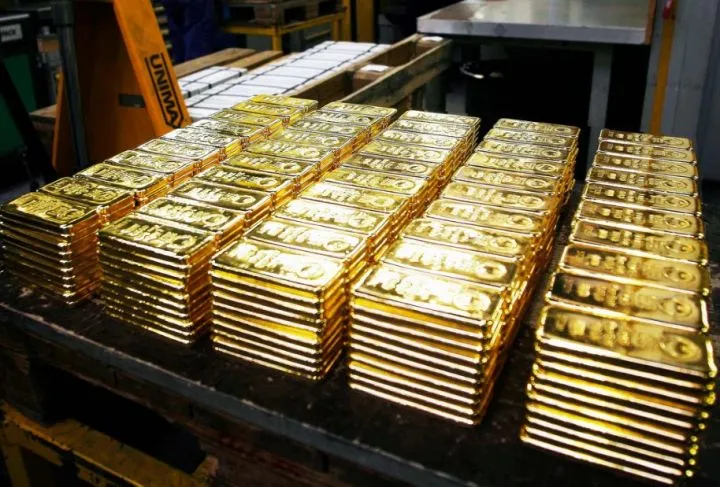 Harga Emas Dunia Turun di Tengah Ketegangan Geopolitik