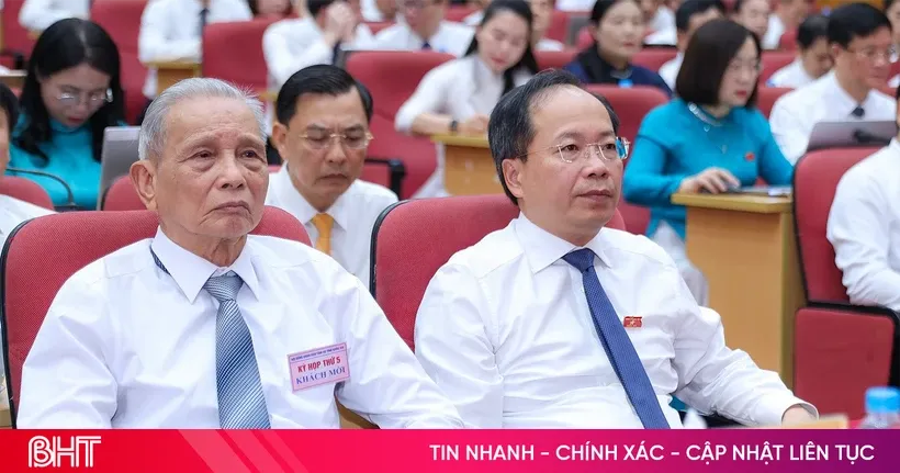 Dewan Rakyat Provinsi Ha Tinh Bahas Kebijakan Penting untuk Enam Bulan Kedepan