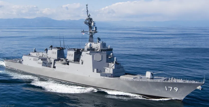 Jepang Pertimbangkan Ikut Operasi Pembersihan Ranjau di Selat Hormuz