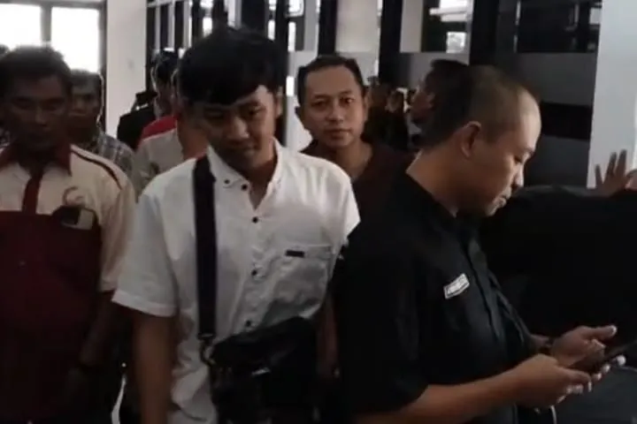 Wartawan Probolinggo Diduga Dikeroyok Usai RDP di Depan Gedung DPRD