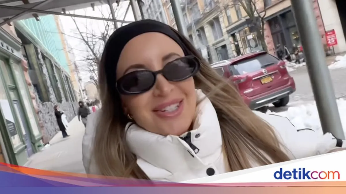 Influencer Jomblo Beli Gaun Pengantin, Viral Dapat Banyak Pesan Dari Pria