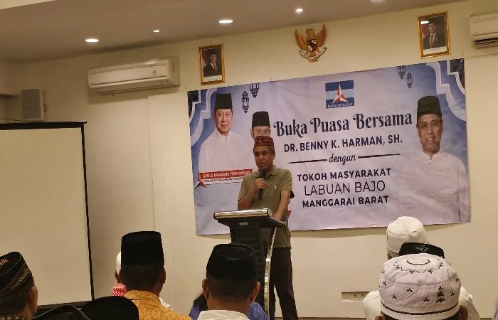 Benny Harman Ajak Masyarakat Jaga Toleransi Melalui Buka Puasa Bersama di Labuan Bajo
