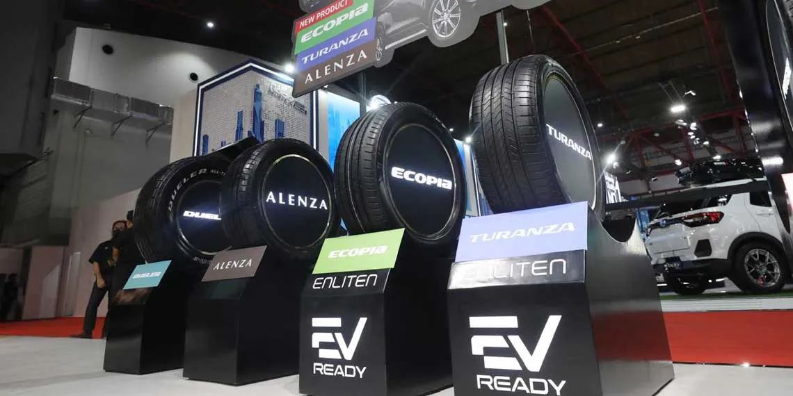 Bridgestone Berikan Tips Aman Berkendara Mobil Hybrid Menjelang Mudik Lebaran 2026