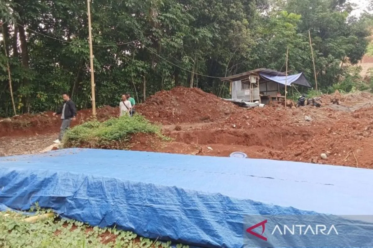 DPMPTSP Cianjur Hentikan Sementara Pembangunan Peternakan di Mande