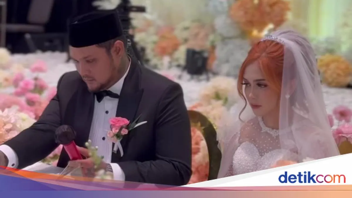 Lindi Fitriyana Resmi Menjadi Istri Virgoun