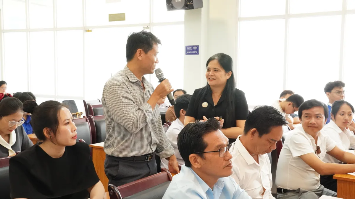 Pelatihan Wirausaha untuk Pengembangan Proyek Startup di Provinsi Tay Ninh