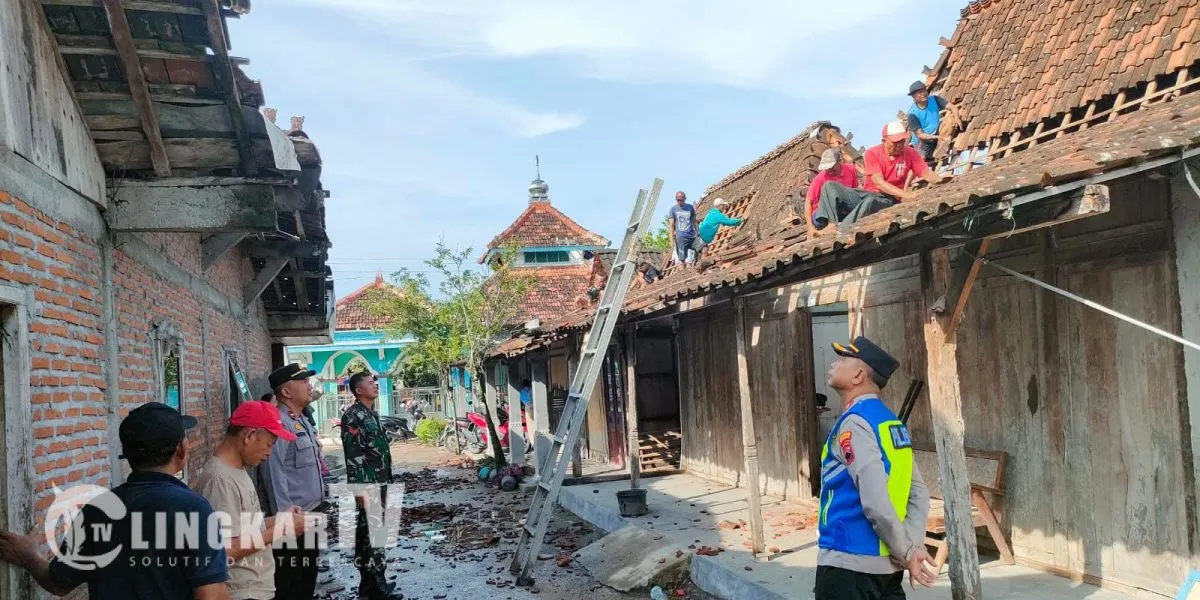 Angin Kencang Terjang 22 Rumah di Solowire, Demak