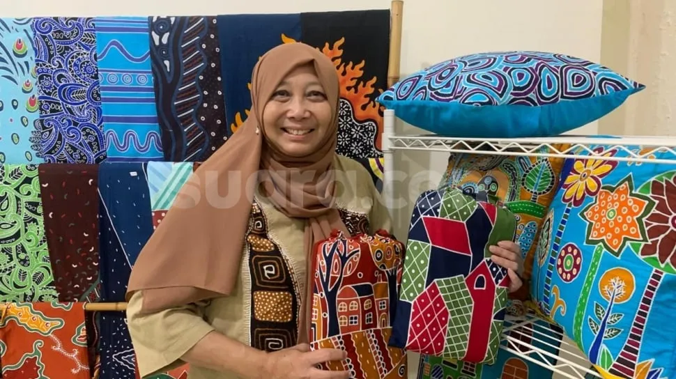 Batik Tulis Ethnic Gendhis: Dari Ruang Tamu ke Pasar Internasional