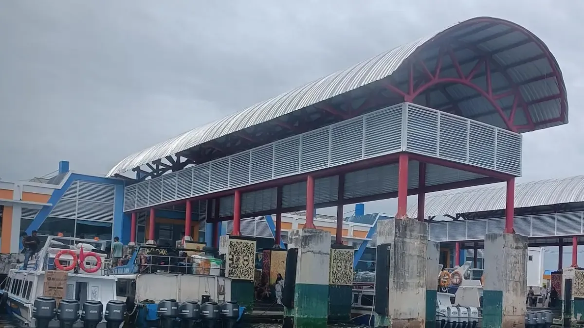 Sekprov Denny Temukan Fasilitas yang Perlu Perbaikan di Pelabuhan Tengkayu I