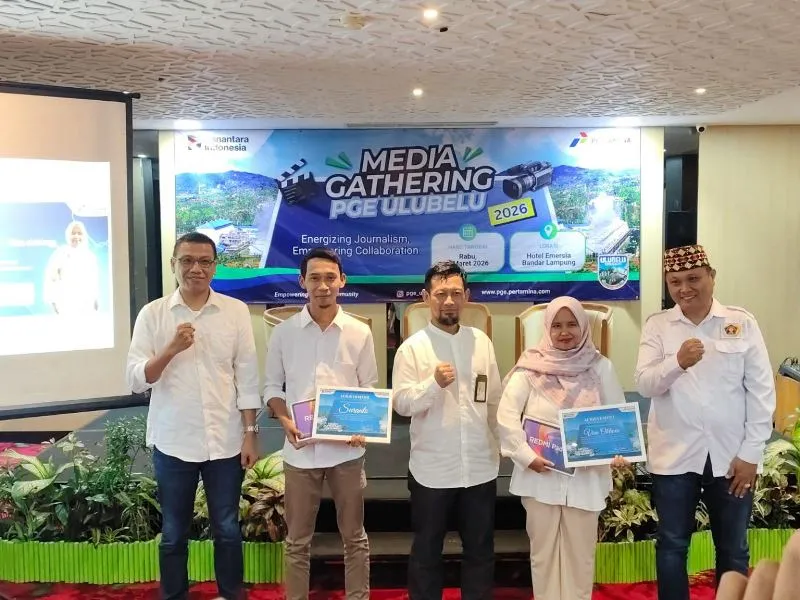 Suranto Kontributor Metro TV Raih Juara 2 AJP 2025, Dapat Penghargaan dari PGE Ulubelu