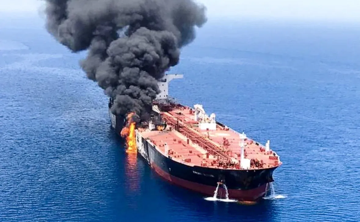 Pasar Energi Global Tertekan oleh Ketegangan di Selat Hormuz