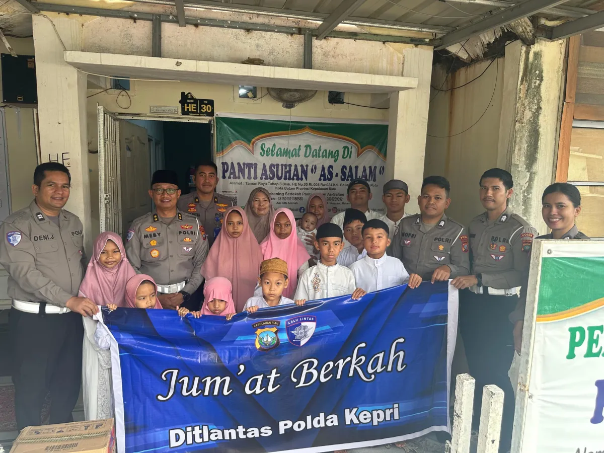 Ditlantas Polda Kepri Gelar Aksi Sosial di Bulan Ramadan