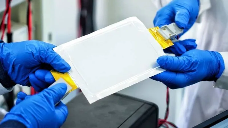 Peneliti Cina Ciptakan Elektrolit Inovatif untuk Baterai Lithium yang Lebih Efisien