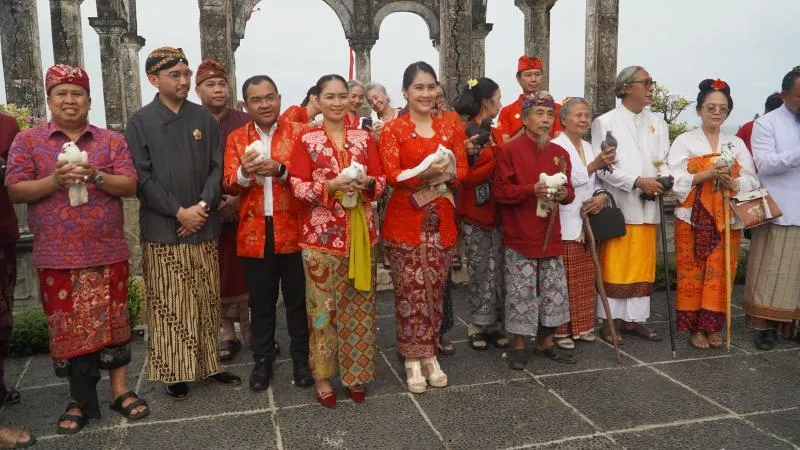 Wamen: Pentingnya Keluarga dalam Pelestarian Budaya dan Pembangunan SDM