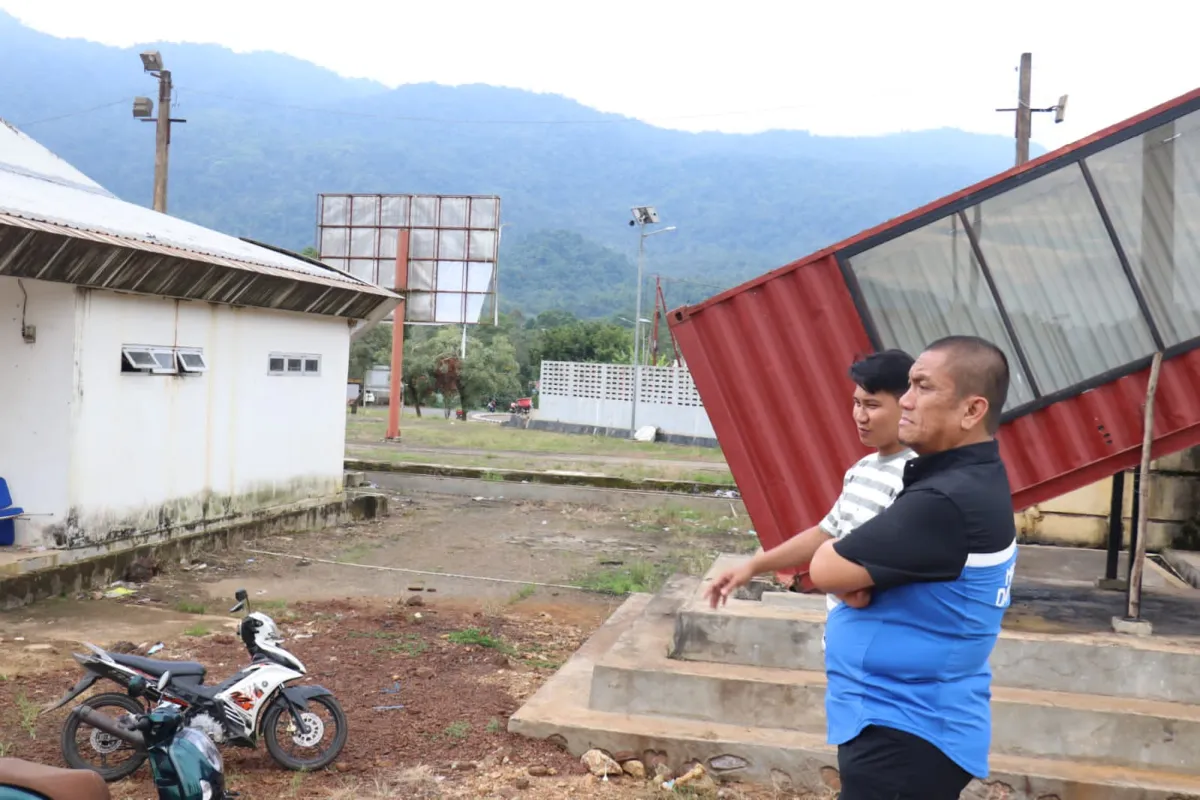 Bupati Luwu Timur Perintahkan Perbaikan Fasilitas Olahraga di Wasuponda
