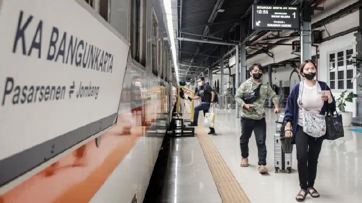 Operasional KAI Yogyakarta Kembali Normal Setelah Evakuasi KA Bangunkarta