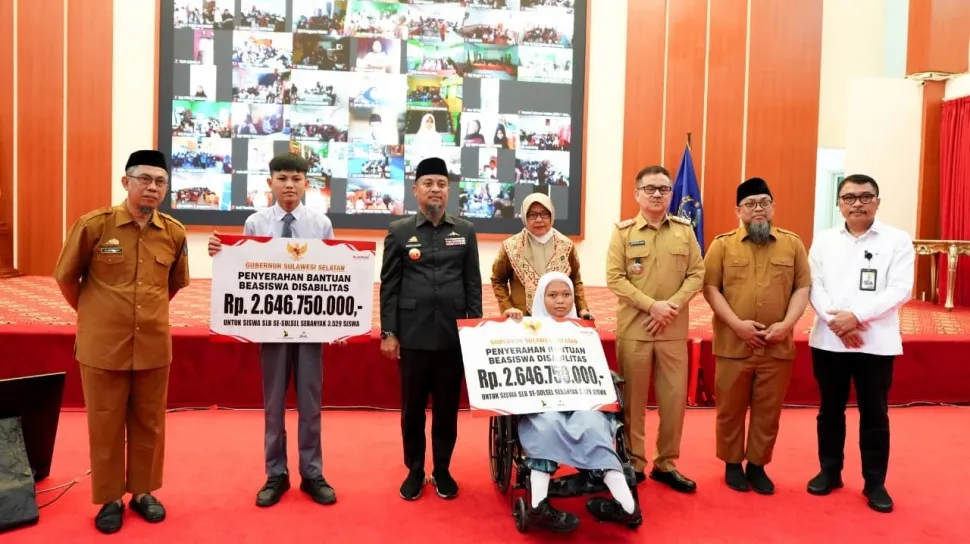 Pemprov Sulsel Salurkan Rp5 Miliar Beasiswa untuk 3.400 Pelajar Difabel