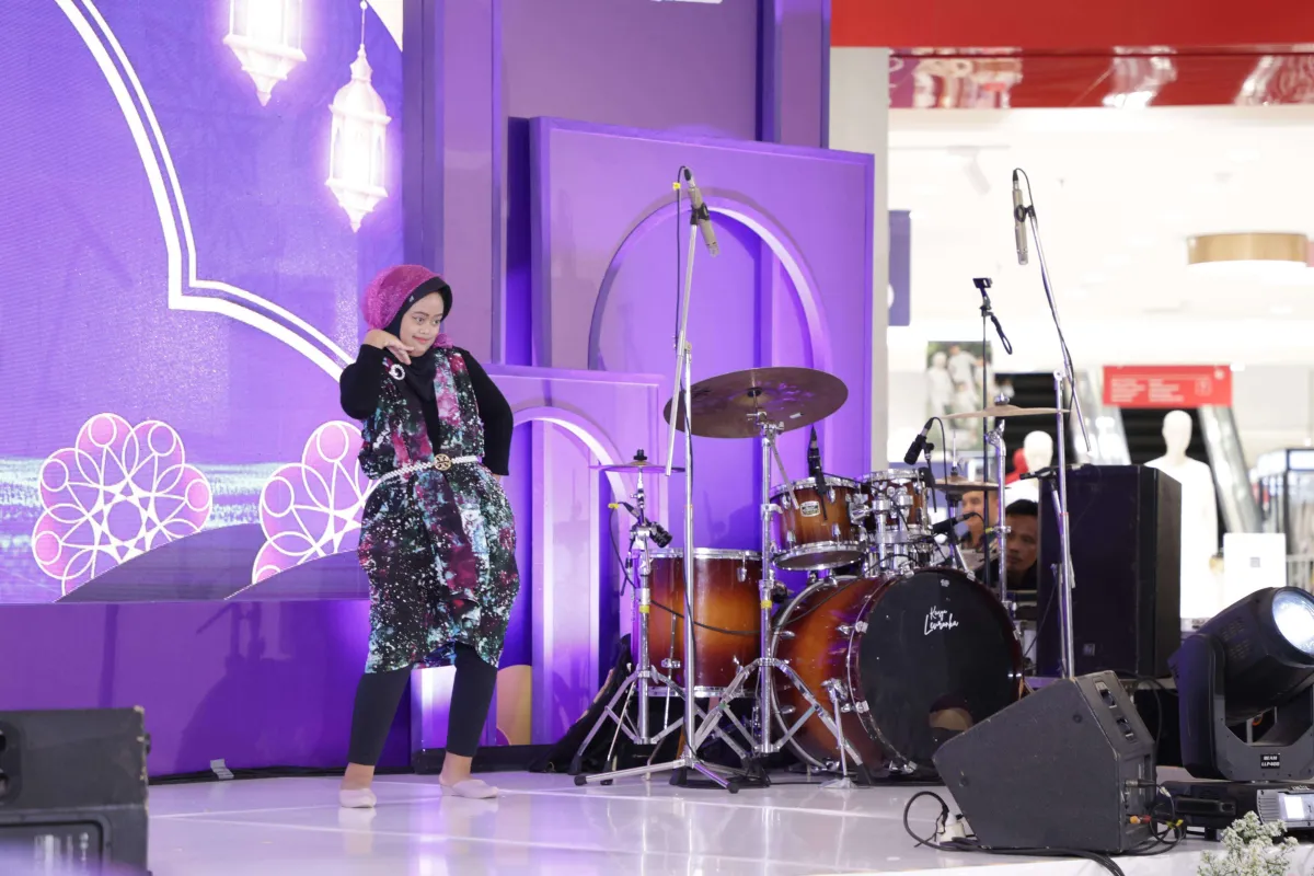 Siswa Difabel Tampil Percaya Diri dalam Fashion Show D'Modifest 2026
