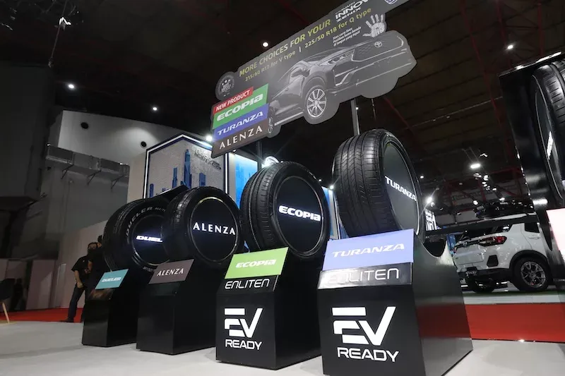 Tips Aman Mudik Mobil Hybrid dari Bridgestone