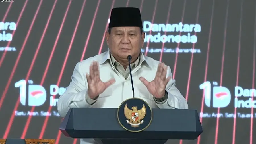 Prabowo Serukan Efisiensi Anggaran Usai Temukan Mobil Dinas Rp8 M