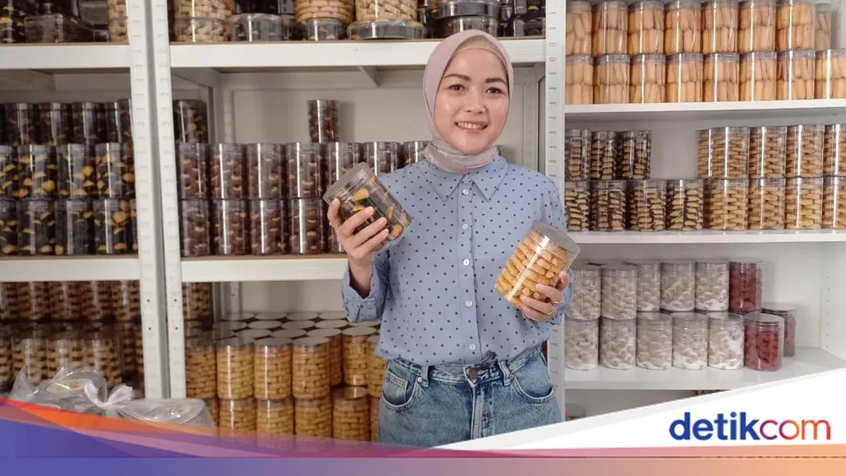 Arum Cookies Jual Ribuan Toples Kue Lebaran di Surabaya