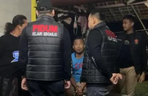 Kejaksaan Negeri Bojonegoro Berhasil Tangkap Terpidana Kasus ITE