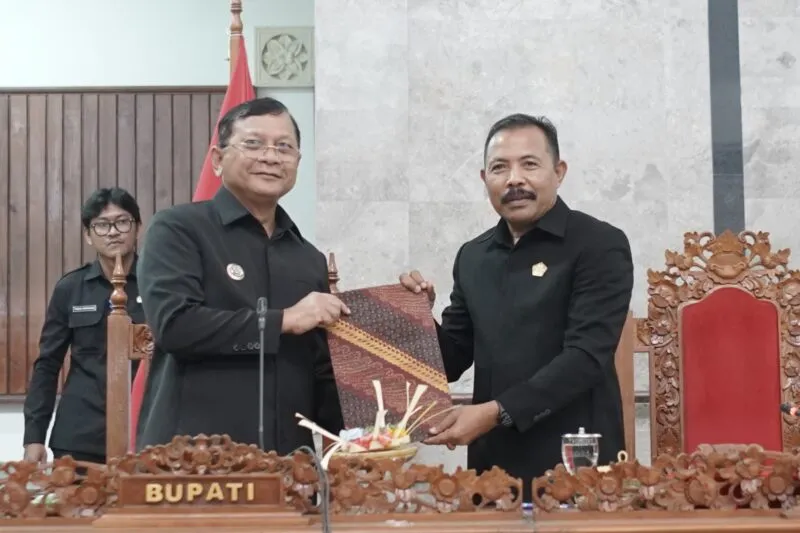 DPRD Buleleng Resmi Sahkan Perda Pajak dan Retribusi Daerah