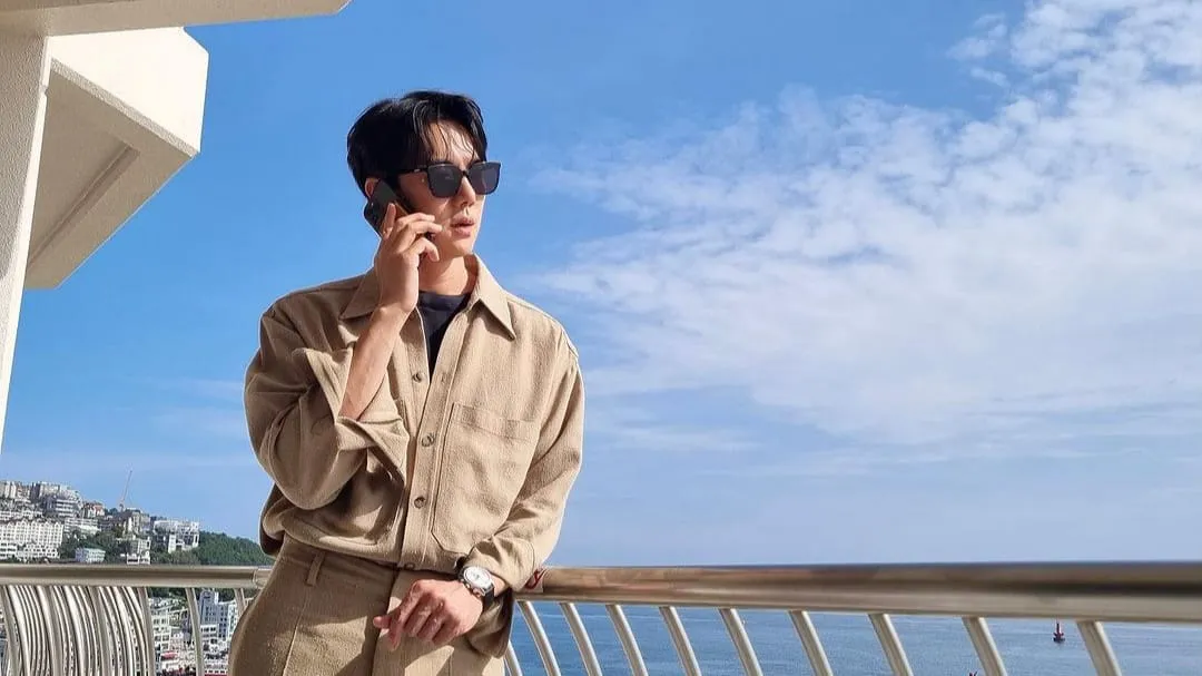 Yoo Yeon-seok Tampil Perdana di Phantom Lawyer, Komedi Hukum Bersama Hantu