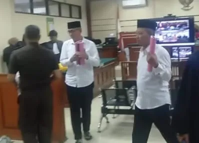 Dugaan Suap Pengisian Perangkat Desa di Kediri Terkait Pilpres dan Pilkada
