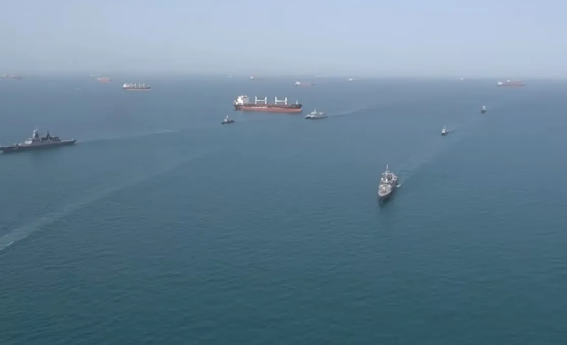 Ketegangan Timur Tengah Ganggu Arus Pengiriman Minyak di Selat Hormuz