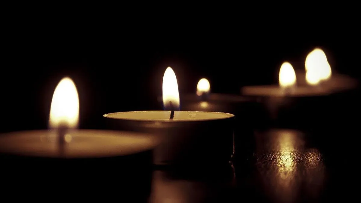 Influencer Tiongkok Ditangkap Usai Jual Lilin Klaim Keberuntungan dan Jodoh