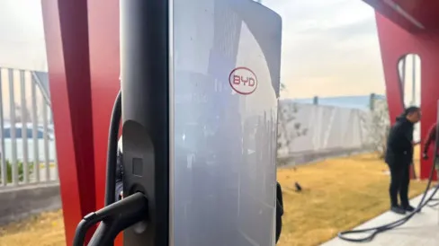 BYD Luncurkan Teknologi Pengisian Cepat Megawatt Flash Charging 2.0 Jelang Mudik Lebaran 2026