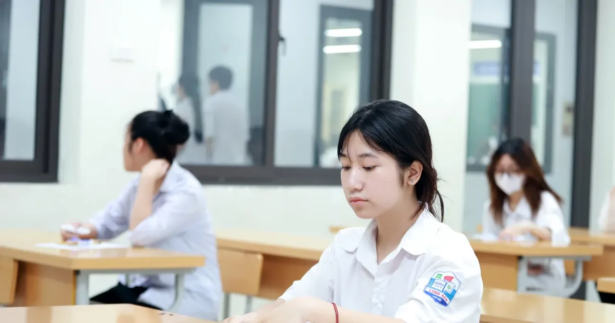 Hanoi Rampingkan Proses Penerimaan Siswa Kelas 10 dengan Pengurangan Kesenjangan Skor