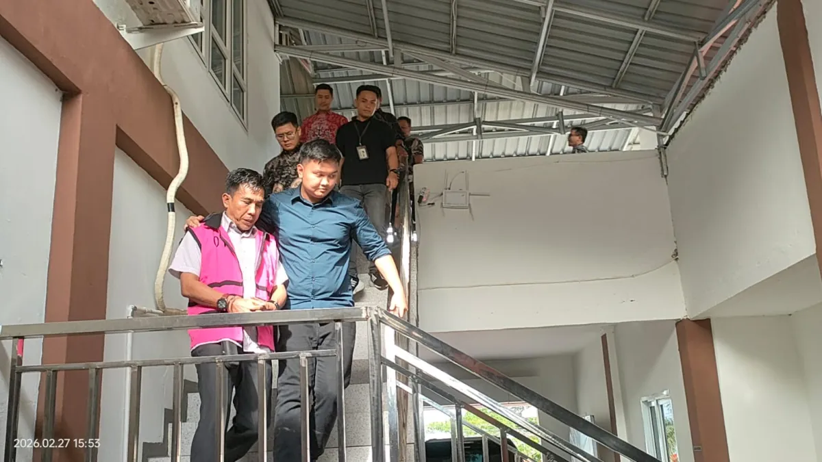 Iwan Ibon Ditahan Sebagai Tersangka Korupsi Proyek Lampu Jalan