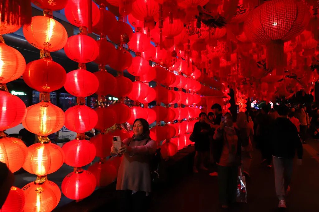 Polda Metro Jaya Amankan Perayaan Imlek Festival 2577 di Lapangan Banteng
