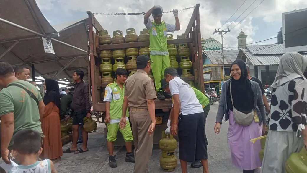 Bupati Sukamara Tegaskan Penyaluran Gas 3 Kg Harus Sesuai Aturan
