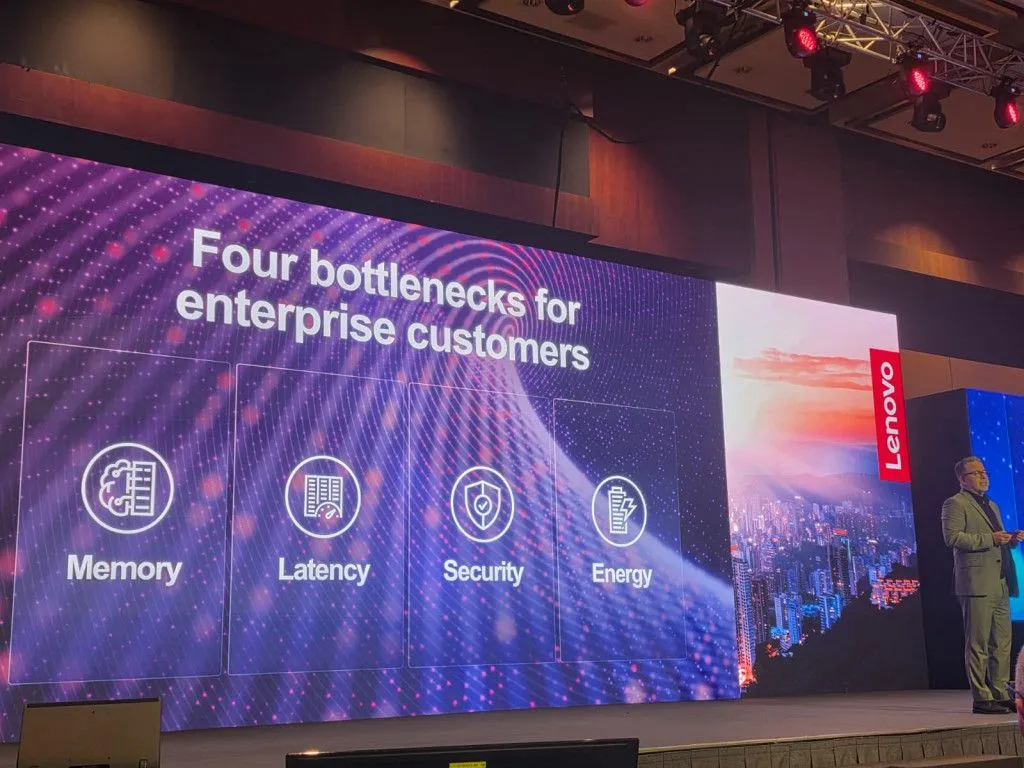 Lenovo Luncurkan Inovasi AI Terbaru di Tech World 26