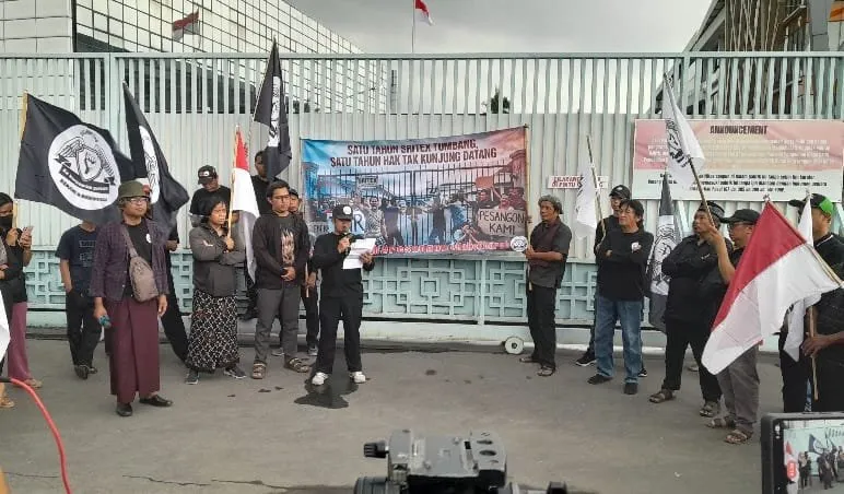 Eks Buruh Sritex Aksi Damai Tuntut Kepastian Pesangon Setahun Setelah PHK